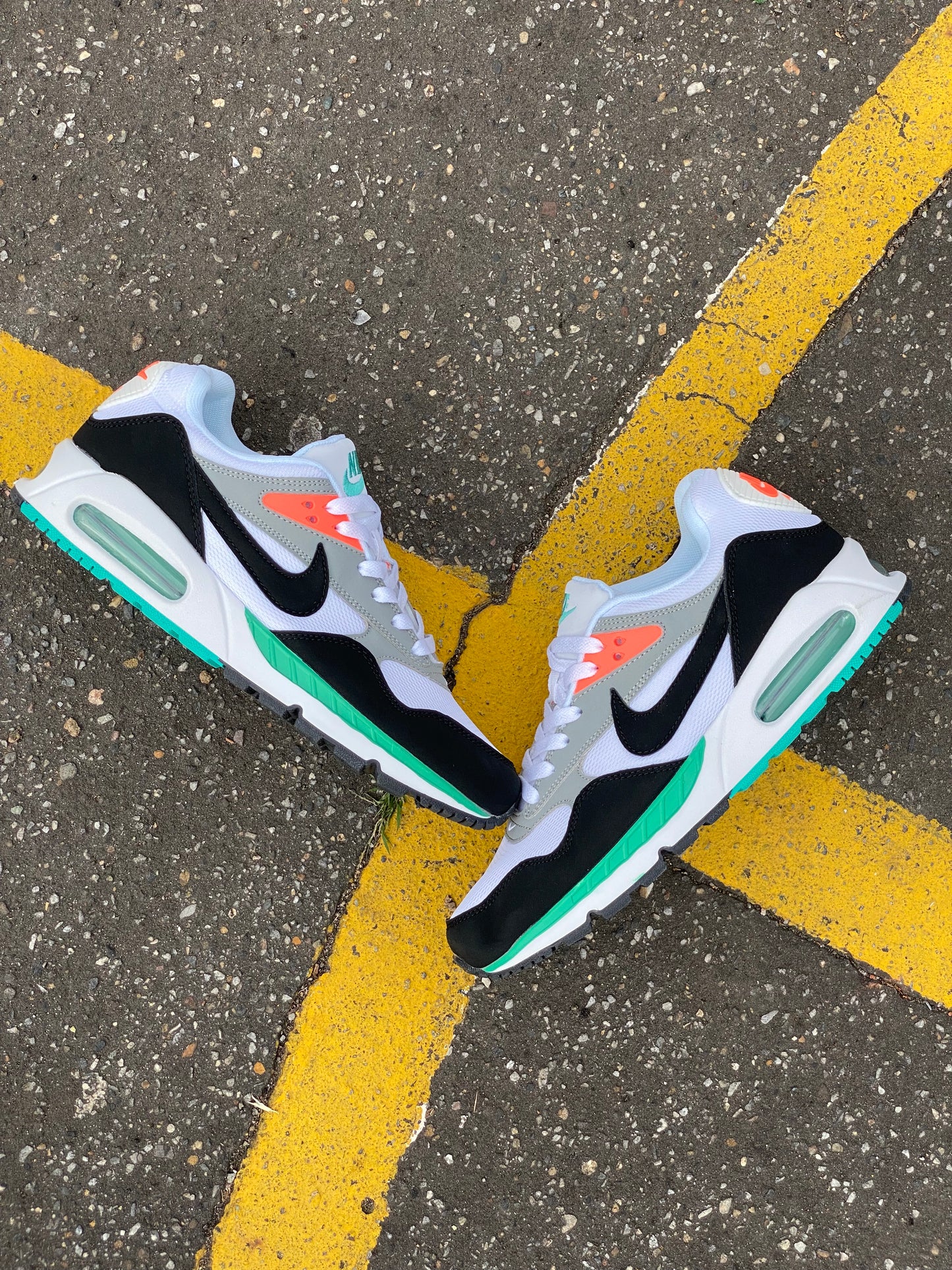 NIKE AIR MAX CORRELATE