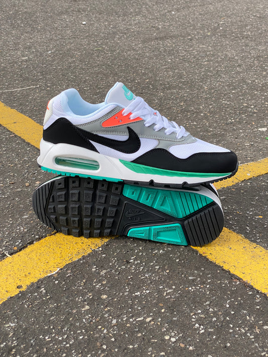 NIKE AIR MAX CORRELATE